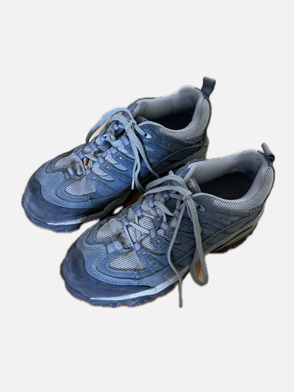 Steel-toe security shoes